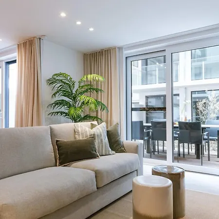 아파트 Huswell - Cozy Ground-floor With Spacious Terrace 미들케르케